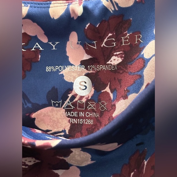 Kay Unger Size S Floral Leggings With Zip Pockets NWOT - Picture 3 of 5